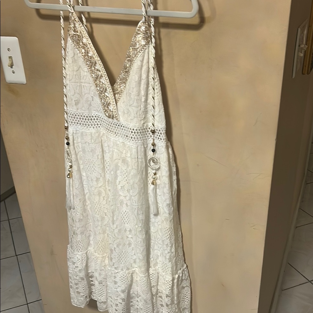 White and Gold Sleeveless Backless Sundress